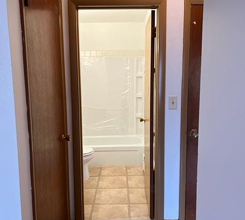4th image of 142 Flintridge Dr #6