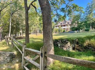 439 Plank Rd, Beach Lake, PA 18405