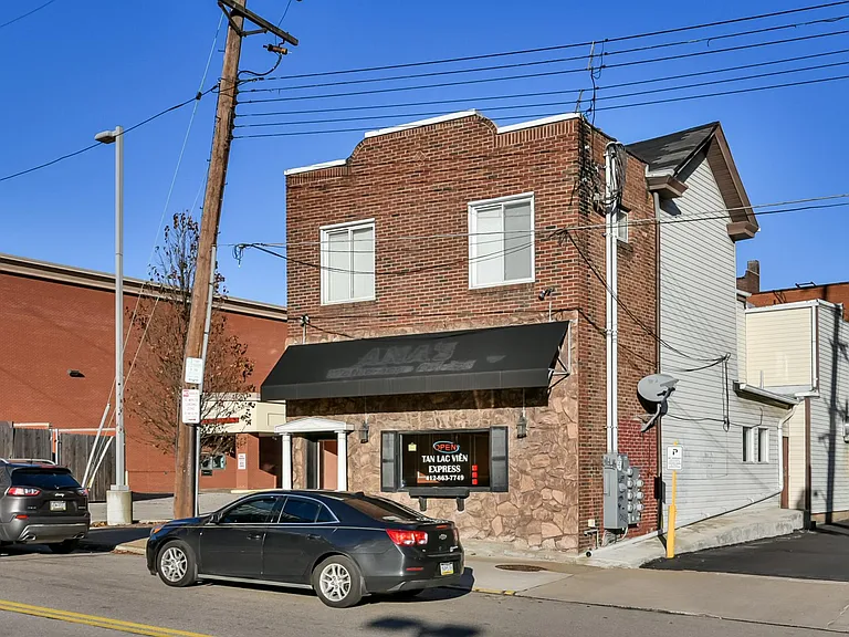 256 N Craig St #2 — Photo 13