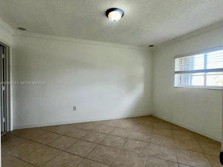 15334 SW 36th Ter #15334 — Photo 16