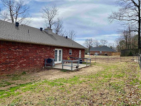 5th image of 168 Travis Ln