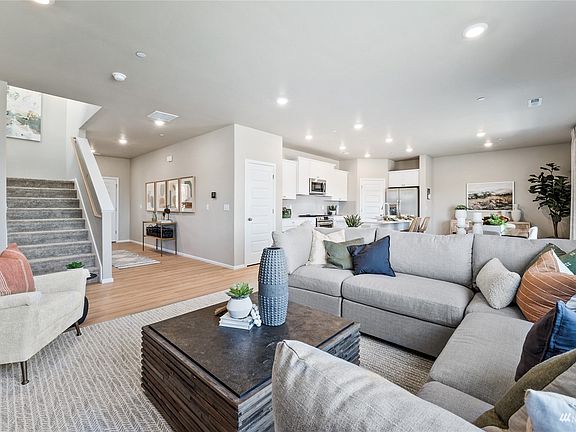 4th image of 4293 Acacia Lane SE #18
