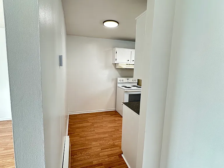 902 32nd Ave N #C — Photo 5