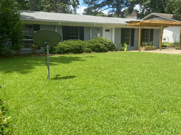 1259 Winterview Dr, Jackson, MS 39211