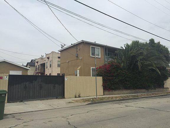 4th image of 1001 N Heliotrope Dr