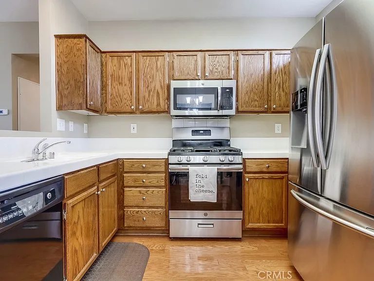 54 Santa Barbara Ct — Photo 15