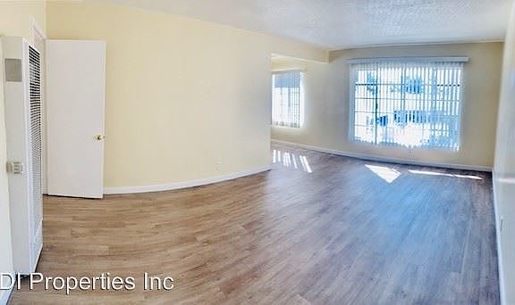 2nd image of 3862 Potomac Ave APT 04