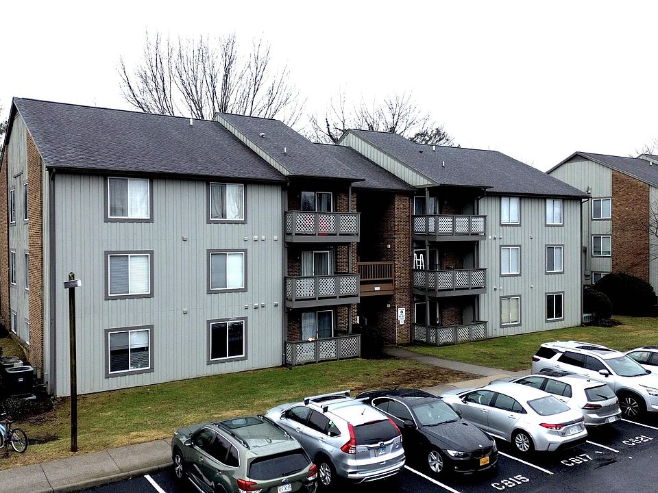 1st image of 805 Claytor Sq Unit 805