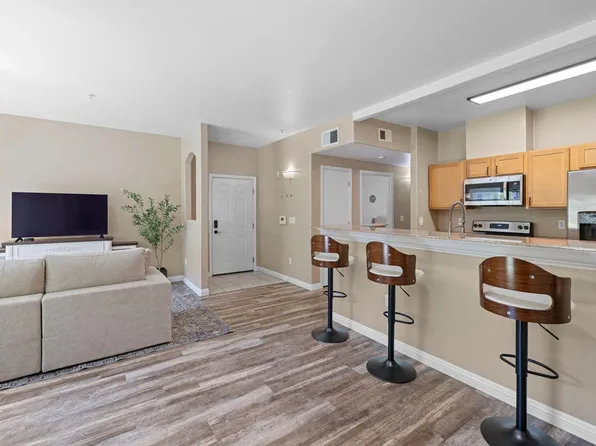 4200 E Commerce Way Unit 2414, Sacramento, CA 95834