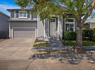 2567 Meda Ave, Santa Rosa, CA 95404