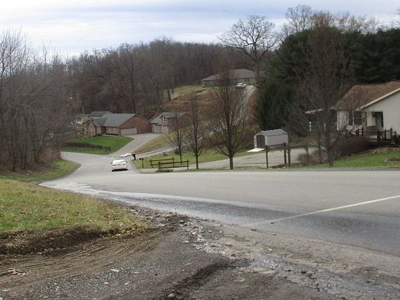 5th image of 7 Seward Dr