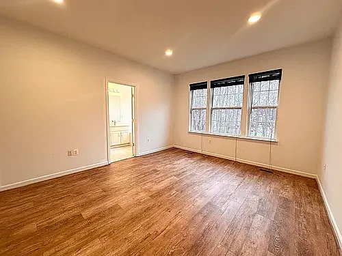 8542 Albert Ln — Photo 12