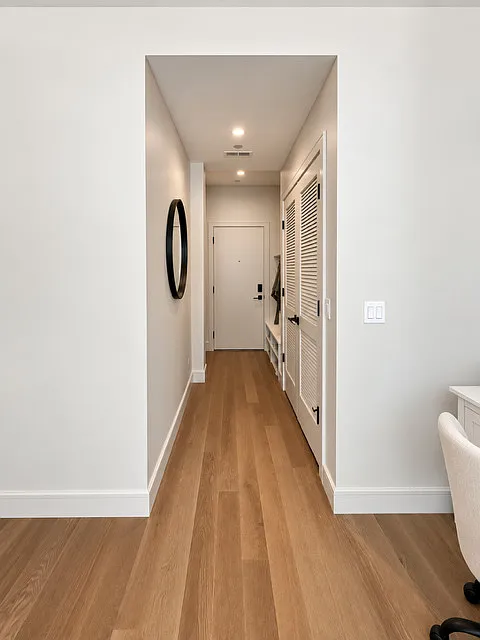 2 bed, 1058 sqft, $5,175 — Photo 4
