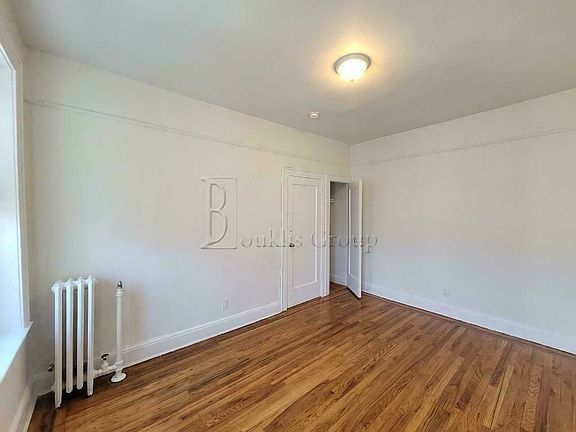 3rd image of 27-22 23rd St #4E