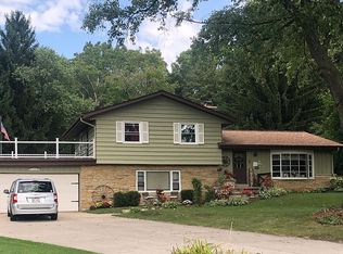 S63W15298 Garden Ter, Muskego, WI 53150