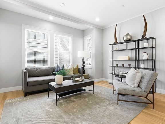 3rd image of 259 Gold St #1