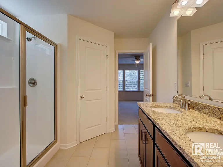 104 Elliot Creek Ln — Photo 14