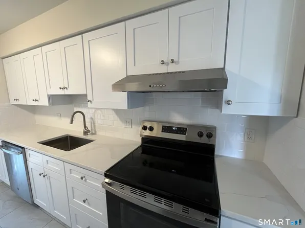 6 Bouton St E #4, Stamford, CT 06907