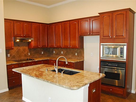 3rd image of 4472 Hearthstone Dr