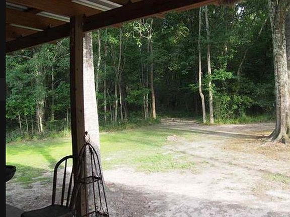 Quiet outdoors