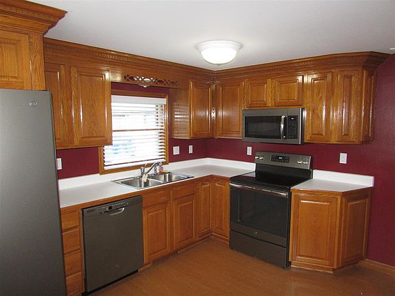 5th image of 1045 W Parkwood Ave