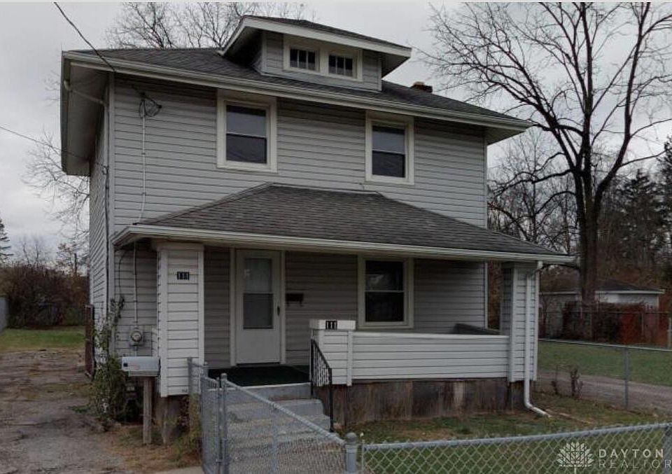 1st image of 111 S Burnett Rd