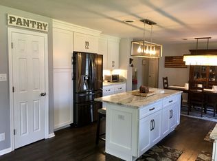 348 Willard Dr, Chesapeake, VA 23322