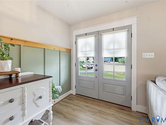4th image of 9309 Sweetmeadow Pl