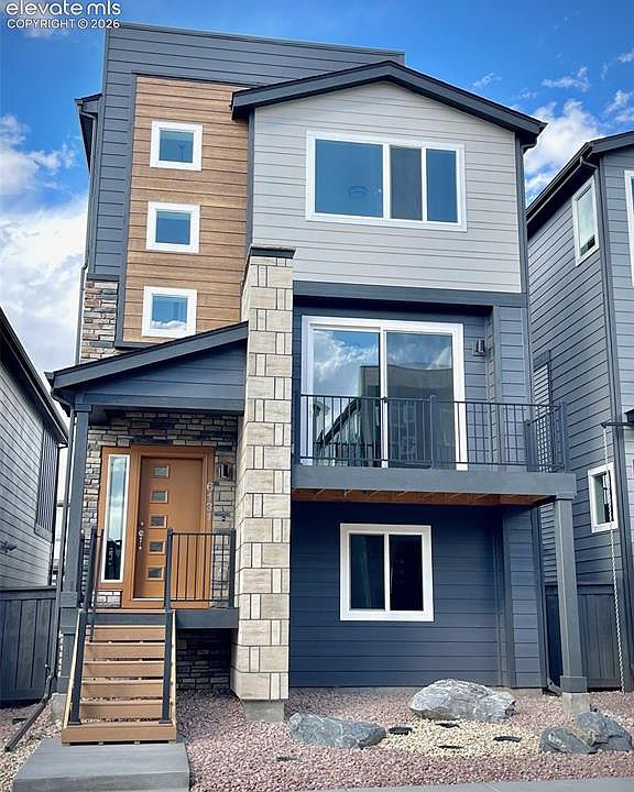 1st image of 6131 Steele Creek Way