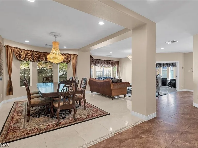 7956 Marbella Cir — Photo 20