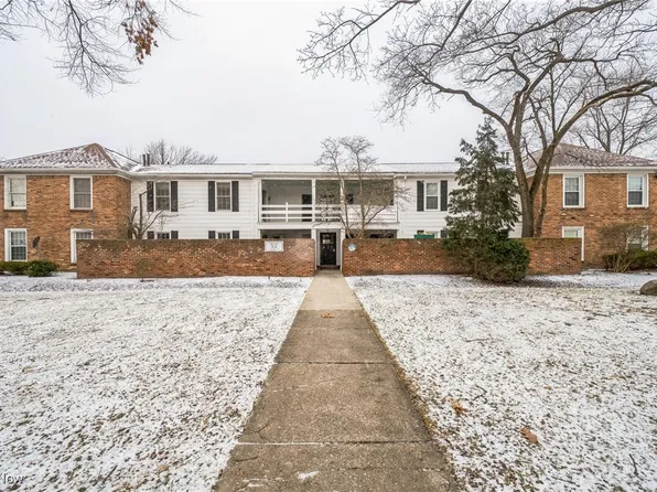 26 Trenton Sq #T-43, Euclid, OH 44143