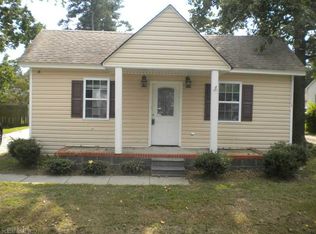 1521 Shell Rd, Chesapeake, VA 23323