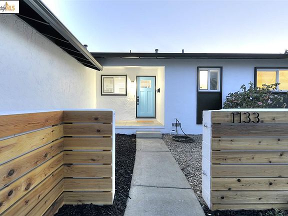 2nd image of 1133 Mission Dr