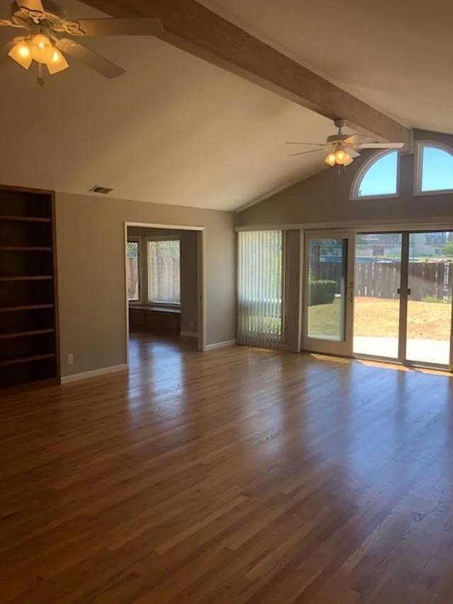 3 bed, 1934 sqft, $6,500 — Photo 1