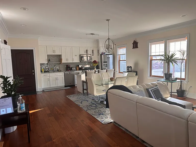 32 Cameron St #A — Photo 4