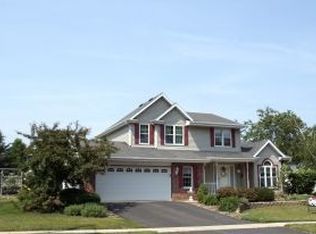 1316 Montclair Pl, Fort Atkinson, WI 53538