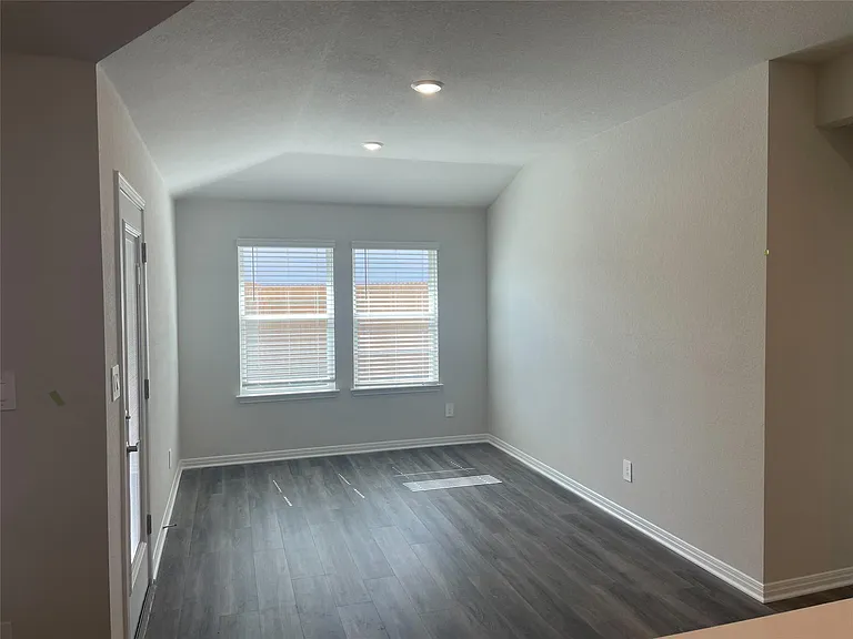 124 Stellar Wind Dr — Photo 7