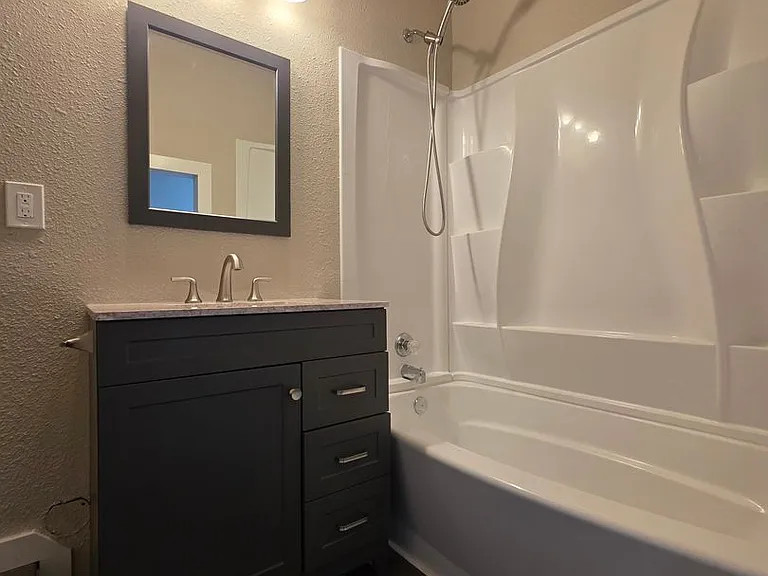 2275 Arthur Ct — Photo 9