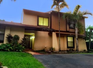 6737 SW 127th Pl, Miami, FL 33183