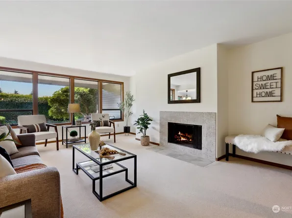 11642 100th Avenue NE #A105, Kirkland, WA 98034