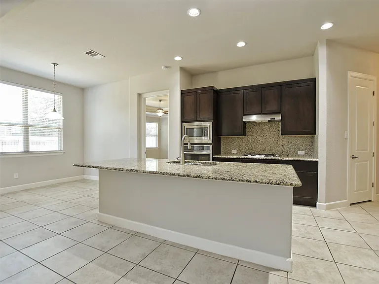 3009 Media Dr — Photo 10