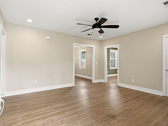 4th image of 1225 Yeamans Hall Rd