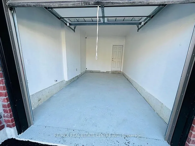 673 Ribstone Ct — Photo 10