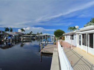 2790 Bruce St, Matlacha, FL 33993