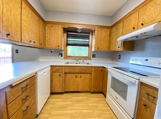 1934 49 1/2 St NW, Rochester, MN 55901