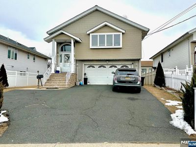 346 River Dr, Garfield, NJ, 07026