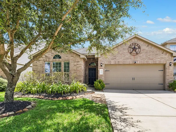 8715 Sunrise Canter Dr, Tomball, TX 77375