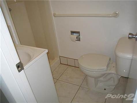 4th image of 1301 N 19th Ave