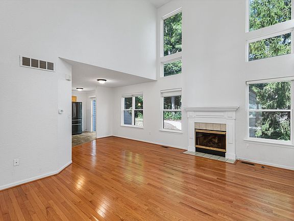 5th image of 3518 Meadow Grove Trl