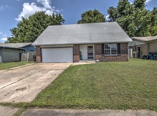 11411 E 37th Pl, Tulsa, OK 74146
